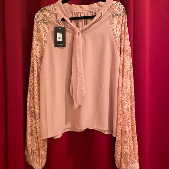 Long lace Mauve Blouse - Picture 3 of 5